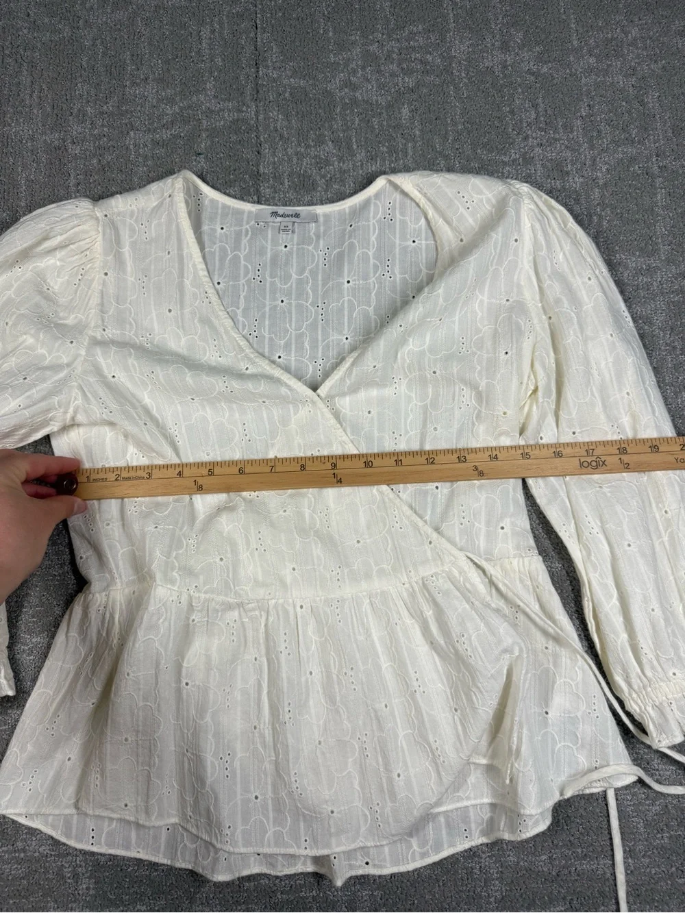 Madewell Embroidered Ivory Off White Eyelet Puff Sleeve Peplum Wrap Top Size XS